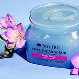  Tẩy tế bào chết cơ thể Tree Hut Exotic Bloom Shea Sugar Scrub 18Oz 510g 