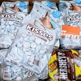  Kẹo Hershey's Kisses Milk Chocolate 330 viên 1.58kg 