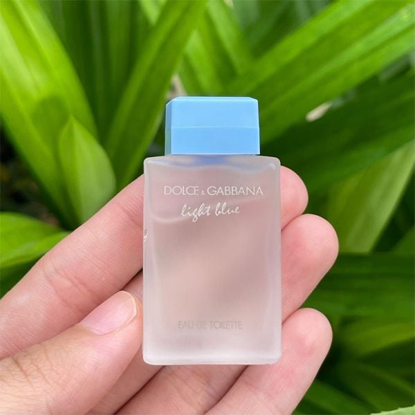 Dolce&gabbana light blue mini duo set 2 x 0.15 oz hotsell
