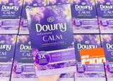  Giấy thơm quần áo Downy Infusions Calm Lavender and Vanilla Bean 65 tờ 