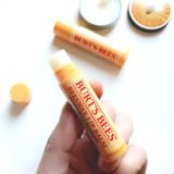  Son dưỡng Burt's Bees 0.15Oz 4.25g 