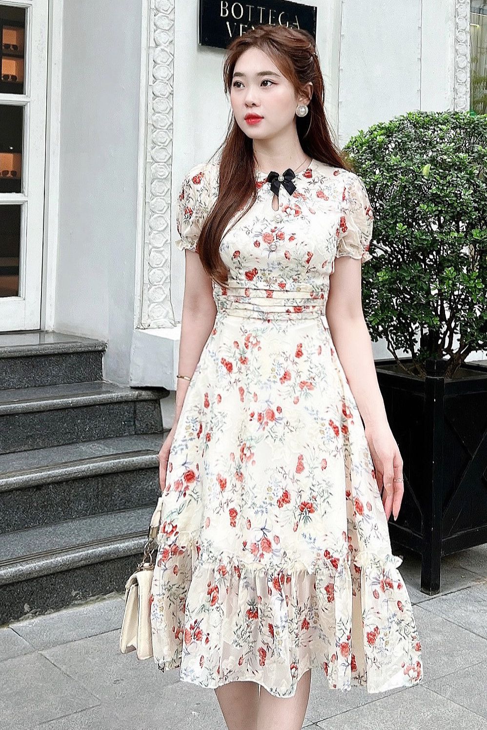 Váy đầm tơ hoa đính nổi màu hồng pastel Louise trễ vai buộc dây cổ đi du  lịch đi chơi YAME - Váy Fashion