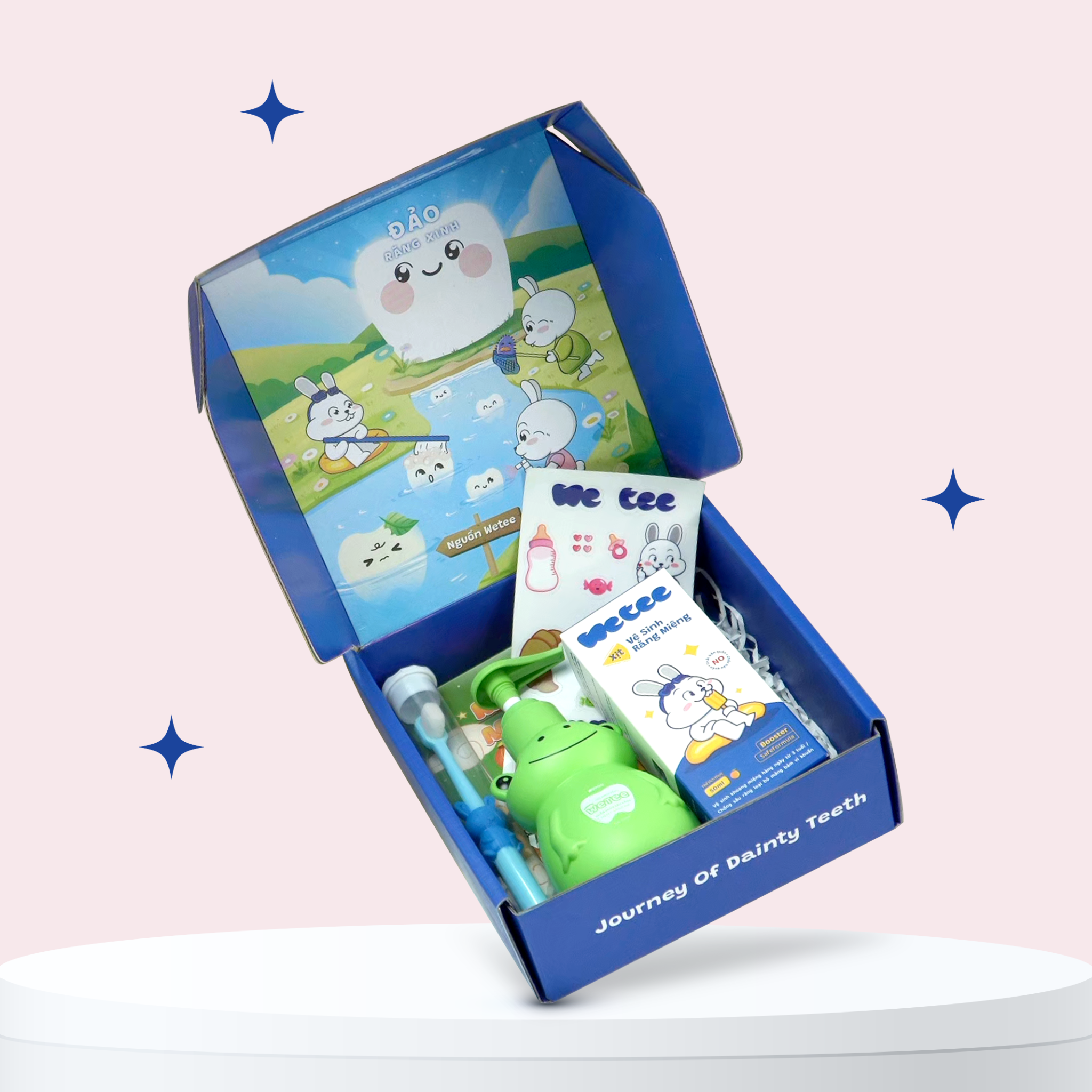  Combo Hành Trình Cam gồm: 1 Xịt Vệ Sinh Răng Miệng Wetee 3 Tuổi 50ml và 1 Gel Đánh Răng 100ml Cho Bé Tặng 1 Bàn Chải Lông Mềm Hình Đáng Yêu Cho Bé 