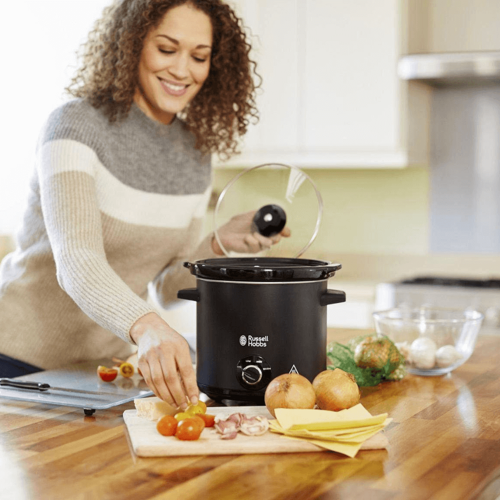 Nồi nấu chậm Russel Hobbs 3,5L Chalkboard màu đen