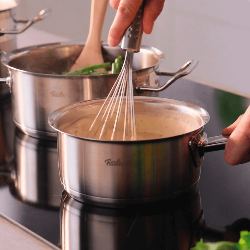 Bộ nồi Fissler Profi 5 món vung thép kèm quánh và chảo 2 quai 24cm made in Germany