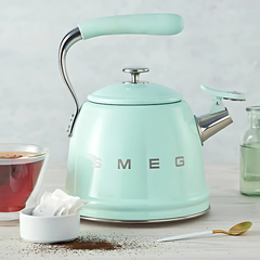 Ấm đun từ thổi sáo SMEG CKLW2001PG màu xanh bạc hà