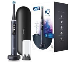 Bàn chải điện ORAL-B iO serie 7N màu đen kèm hộp đựng du lịch