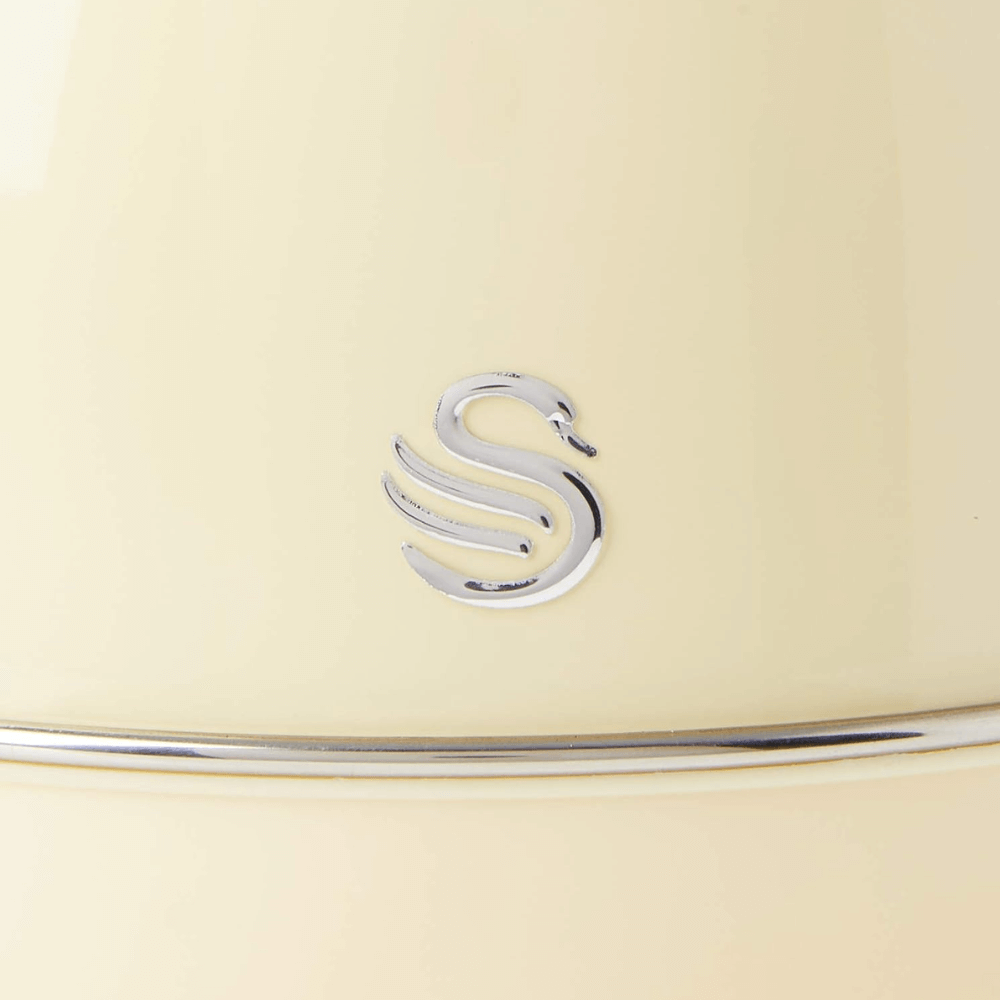 Ấm siêu tốc SWAN Retro 3000W 1,8L màu kem