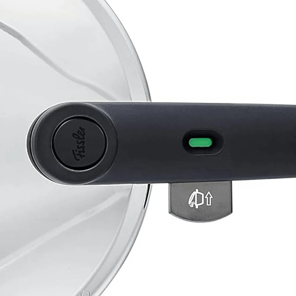 Áp suất Fissler 4,5L Vitaquick Black made in Germany kèm xửng hấp