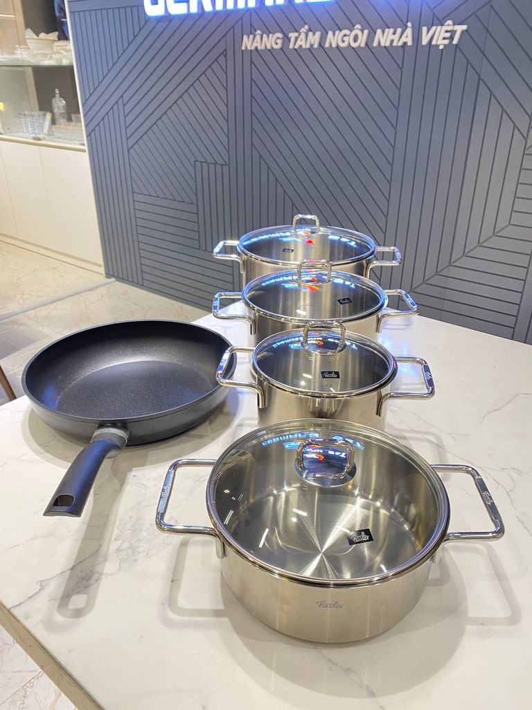 Bộ Nồi Fissler Hamburg set 5 kèm chảo made in Germany nội địa Đức