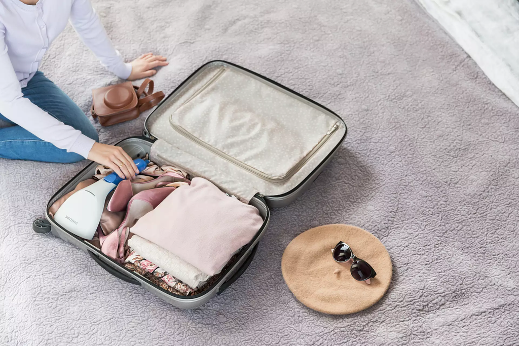 Bàn là hơi nước cầm tay Philips GC300/20