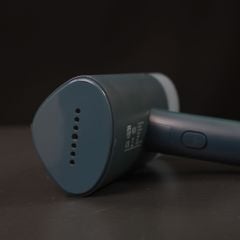 Bàn là hơi nước cầm tay Philips STH3000/20 màu xanh dương