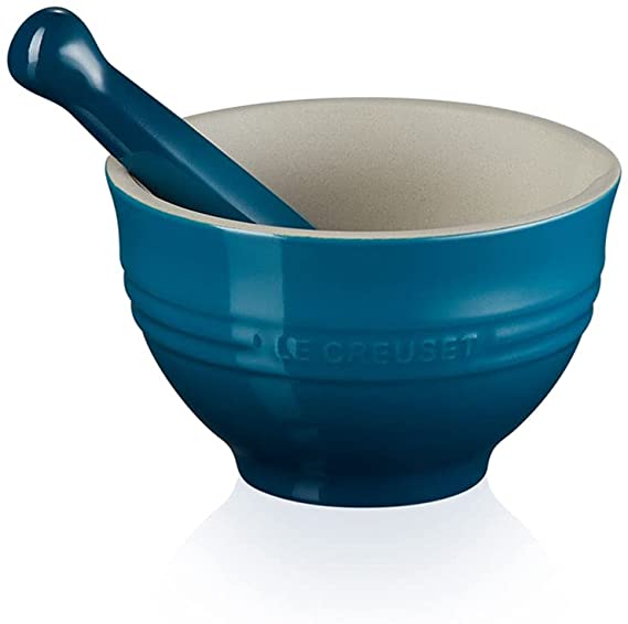 Bộ Chày Cối Lecreuset Mortar & Pestle Deep Teal 300ml (màu xanh tím than) lý tưởng để nghiền các loại thảo mộc và gia vị