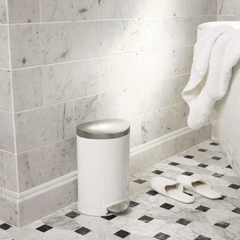 Thùng rác bán nguyệt Simplehuman 10l màu trắng