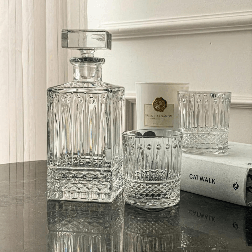 Bộ bình rượu pha lê Bohemia Windsor gồm 1 bình đựng rượu 850ml và 6 cốc 320ml