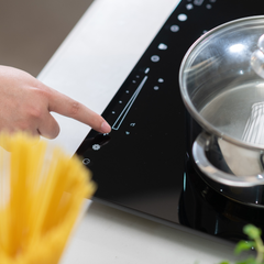 Bếp từ đơn GKÖCH 2000W màu đen