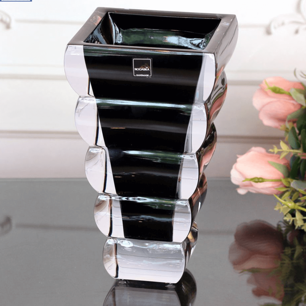 Bình hoa pha lê Rogaska Adria 25cm màu đen
