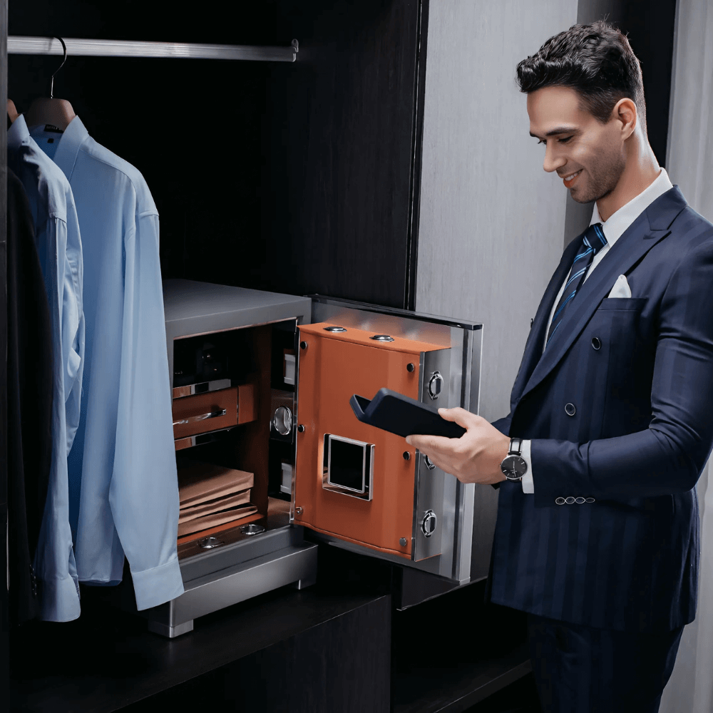 Két sắt Philips SBX701-7B0 131 Kg màu bạc