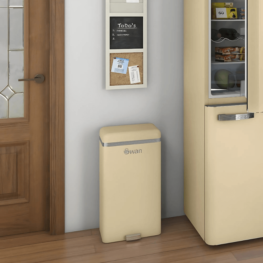 Thùng rác cảm ứng 45L SWAN màu kem