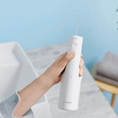 Tăm nước không dây Panasonic Series 600 EW-DJ66 màu trắng