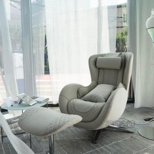 Ghế massage Nouhaus Classic Chair with Ottoman màu Ash Gray