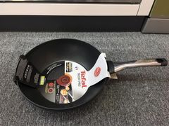 Chảo sâu lòng TEFAL Talent Pro 28 cm