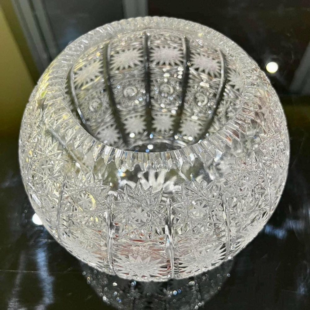 Lọ hoa cầu tròn pha lê Bohemia hình cầu M57 20cm