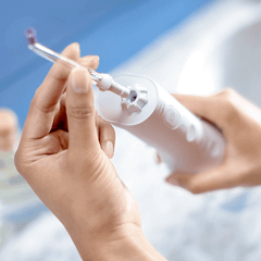 Tăm nước Philips thế hệ mới HX3826/31 màu trắng