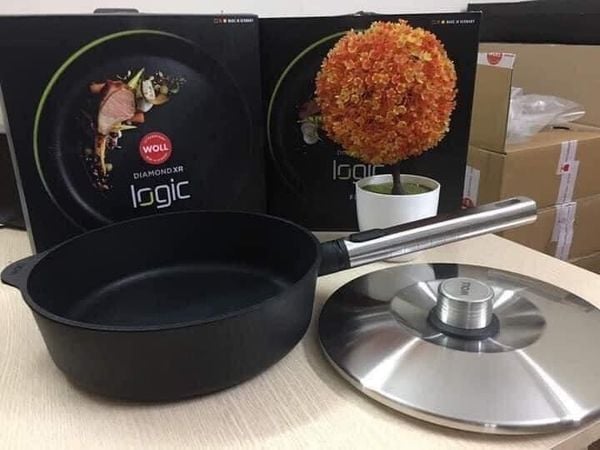 Chảo gang nhôm WOLL Diamond XR Logic 28cm có nắp