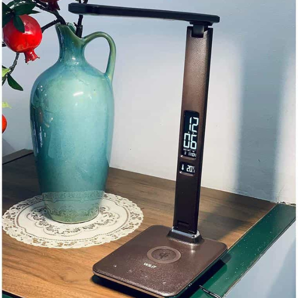 Đèn học chống cận WILIT U13AQ màu nâu