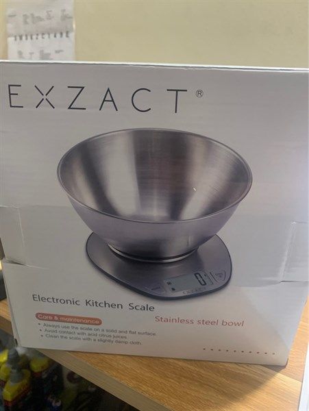 Cân nhà bếp có khay đựng exzact electronic kitchen