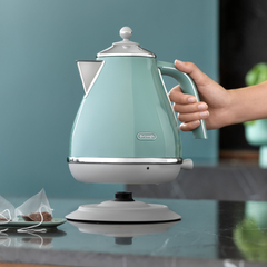 Ấm siêu tốc De'Longhi Icona Capitals 1,7L màu xanh ngọc