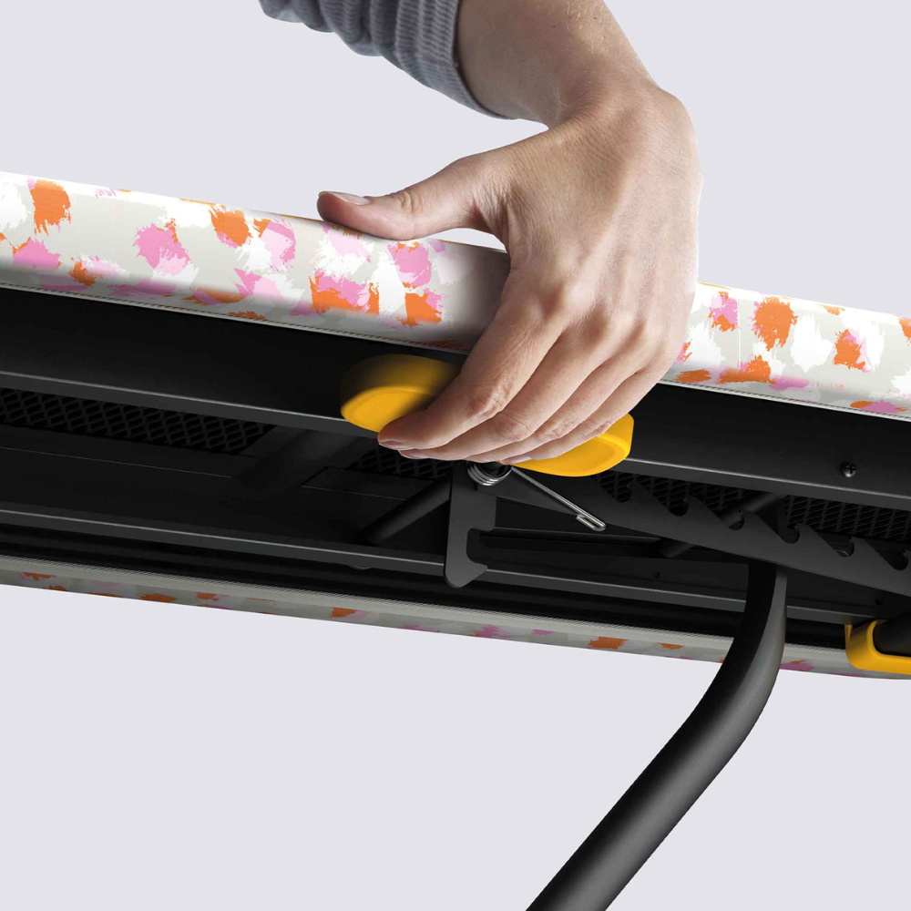 Bàn để ủi đồ chân cao có móc treo cửa Joseph Joseph Glide Compact (Peach Blossom) 50027
