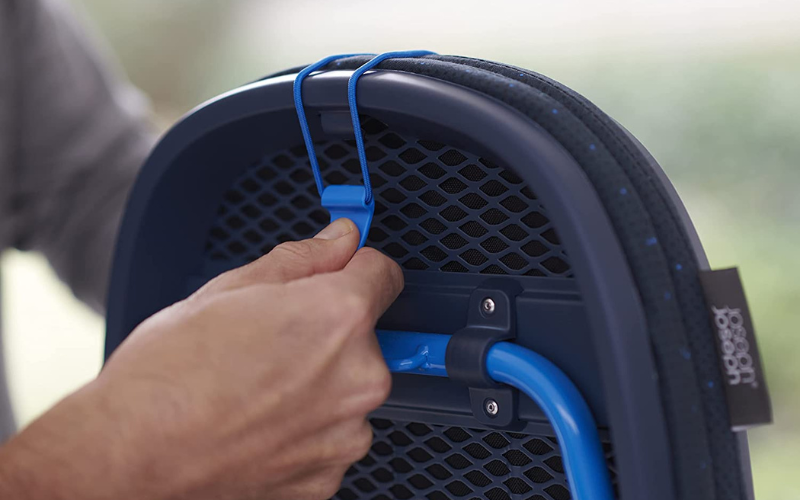 Bàn để ủi đồ gấp gọn cao cấp có móc treo cửa Joseph Joseph Pocket Folding Plus (Blue) 50010