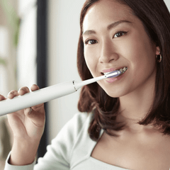 Bàn chải điện Philips Sonicare DiamondClean 9000 Smart