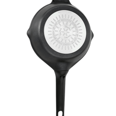 Chảo đúc cao cấp Tefal Robusto có miệng rót 22cm E2490344