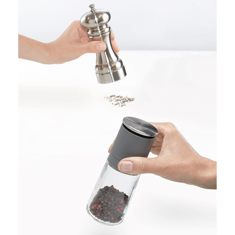 Bộ 2 lọ xay muối và tiêu Joseph Joseph Duo No-spill (Grey) 20198