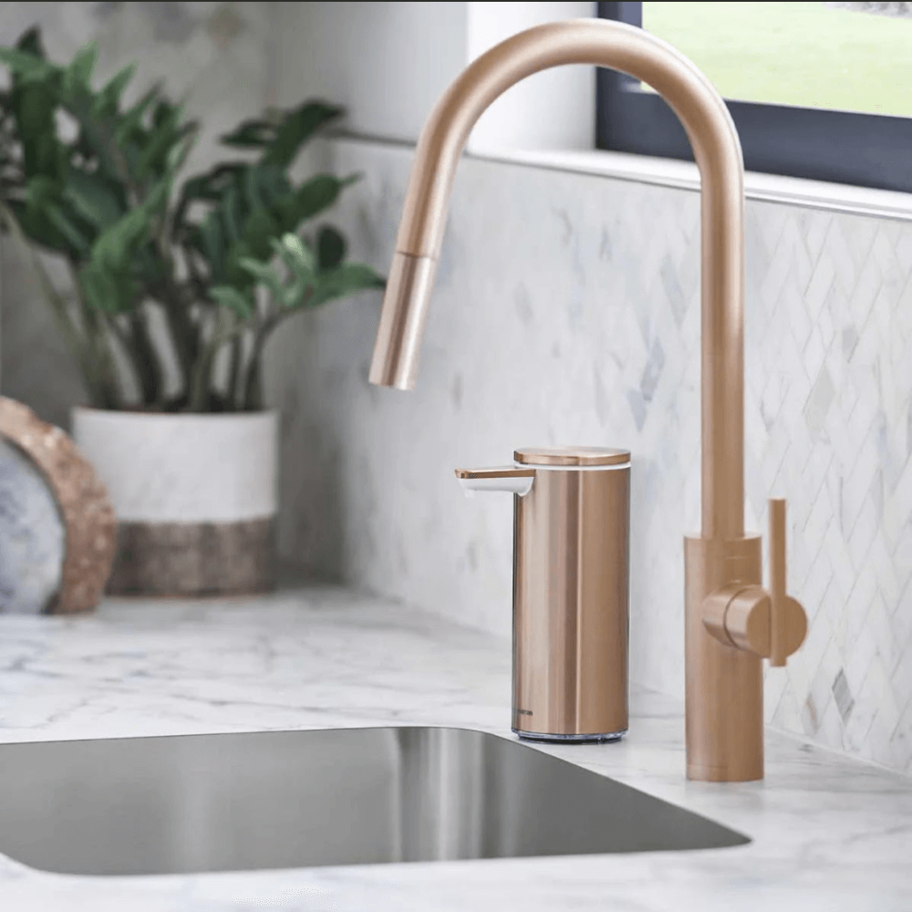 Chiết xà phòng cảm ứng Simplehuman màu vàng đồng