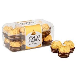 Hương vị giòn tan, lớp bánh Chocolate FERRERO ROCHER 200G mỏng, tan ngay trong miệng 