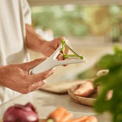 Dụng cụ gọt bào đa năng 2in1 Joseph Joseph 20227 màu trắng xanh