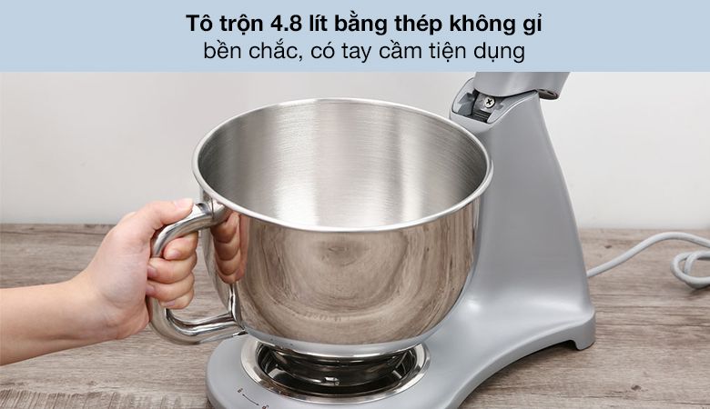 Máy trộn bột SMEG SMF02PGEU màu xanh bạc hà