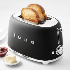 Máy nướng bánh mì SMEG TSF01BLMEU màu đen