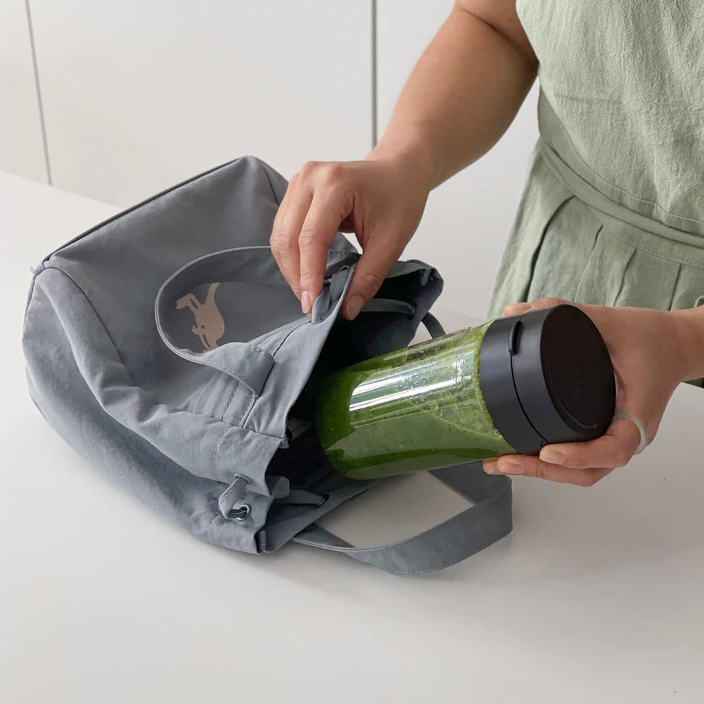 Máy xay sinh tố HUROM mini màu kem