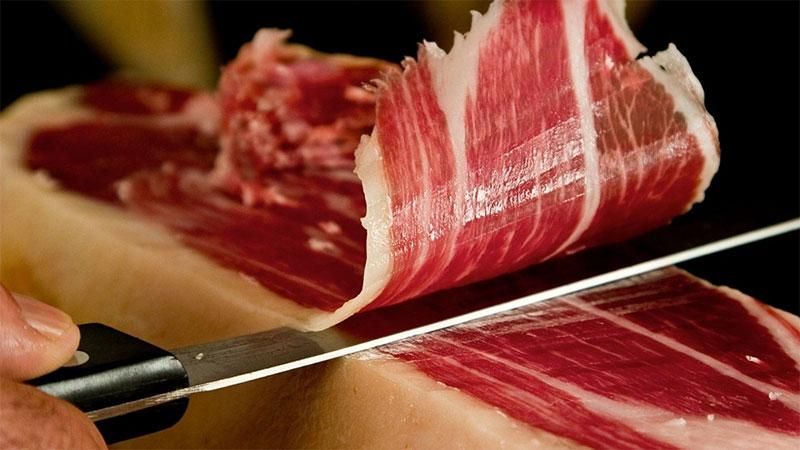 Đùi lợn Espana Iberico lợn đen TBN 4,5-5kg loại 50% iberico