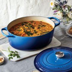 Nồi gang oval Le Creuset 31cm màu xanh marseille blue