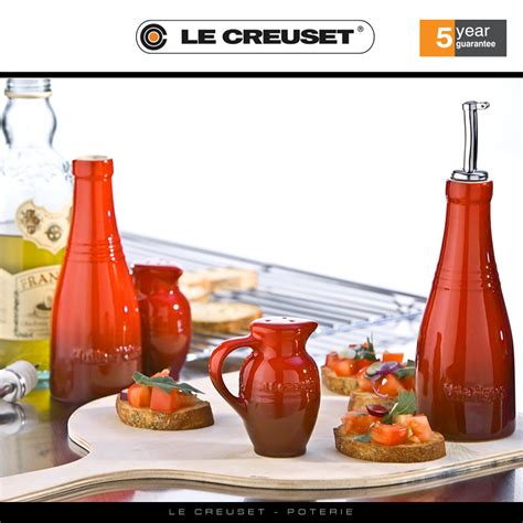 Set 2 bình đựng dầu và giấm LeCreuset Öl und Essig Set 0,24L Orange