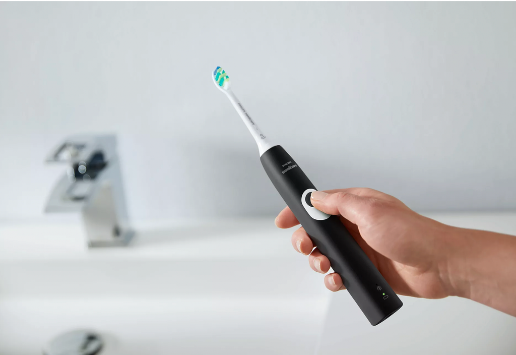 Set 2 bàn chải điện cao cấp Philips Sonicare 4300 HX6800/35 màu hồng và đen kèm hộp đựng du lịch