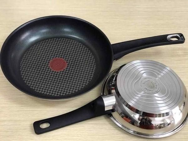 Set 2 chảo chống dính TEFAL Jamie Oliver Titanium 20 + 26cm nội địa Đức