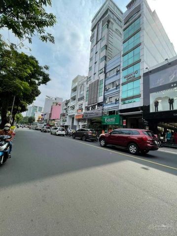Nhà góc 2MT đường ngay Nguyễn Cư Trinh P. NCT Quận 1. Công nhận 213m2 2 tầng, giá (hấp dẫn) 140 tỷ