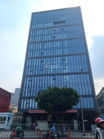 Bán tòa nhà building văn phòng Hai Bà Trưng 15x26,24m, hầm, 10 lầu, thang máy, mới 99%, 120 tỷ